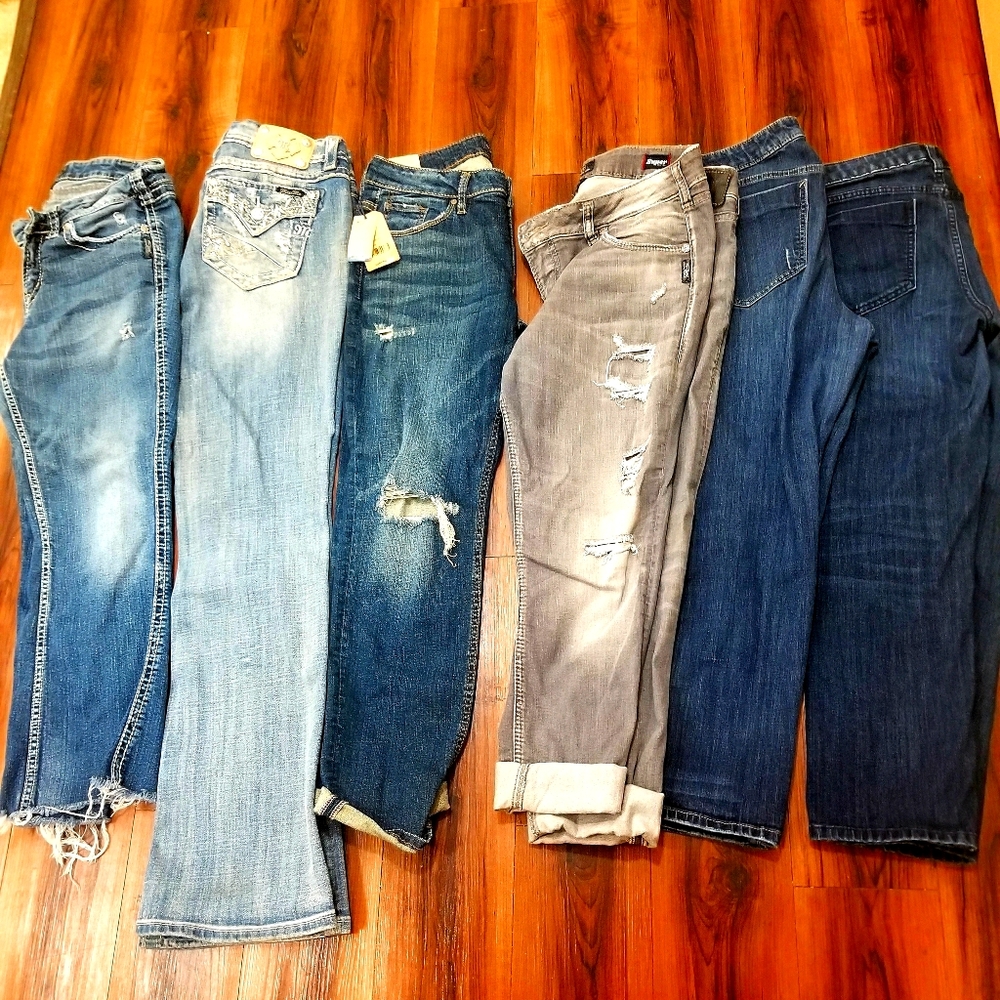 Bundle Lot: Silver Jeans, Miss Me Jeans f/ Buckle